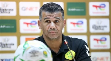 4 انتصارات فقط.. كواليس رحيل المدرب ميلود حمدي عن قيادة الإسماعيلي الفنية